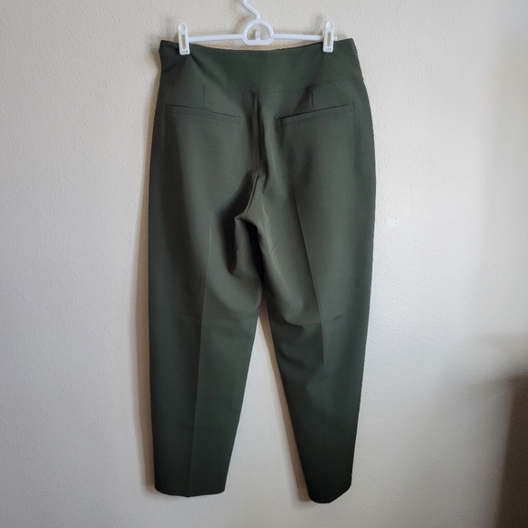 Athleta Endless High Rise Pant Olive Green Athleisure Stretch Casual Ladies 8. - Picture 2 of 8